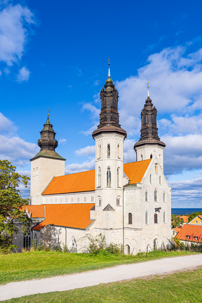 Blick auf die Domkirche zu Visby auf Gotland, Schweden | Blick auf die Domkirche zu Visby auf Gotland, Schweden.