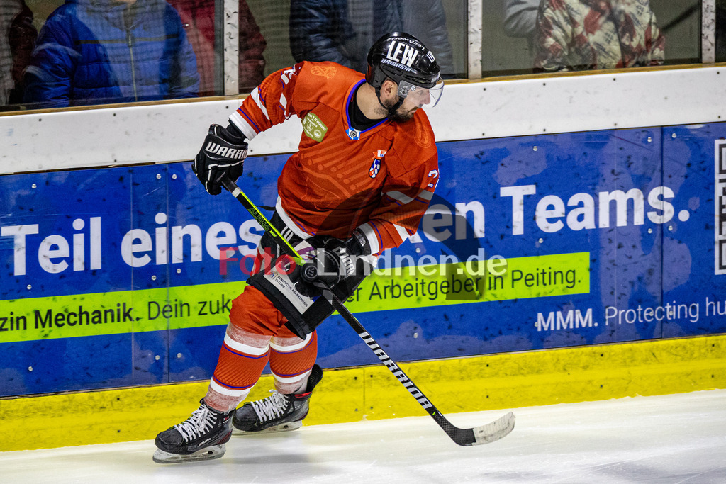 EC Peiting gegen SC Riessersee | Benefizspiel für Bad Bayersoien, EC Peiting gegen SC Riessersee,
,
2023-10-24 in Peiting (Eisstadion)

Copyright: WolfgangxLindner foto-lindner.de