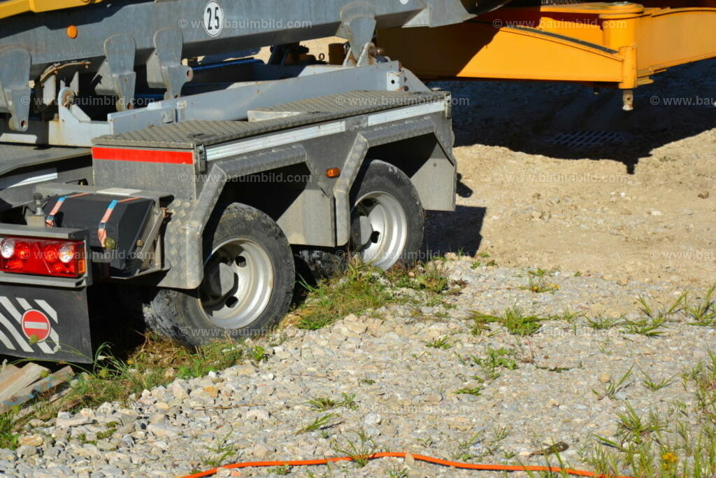 bib-lg01-baustelleneinrichtung-0028 | Nach LV-Leistungsgruppen sortierte Detailfotos über den Bau eines Hauses. Alle Hausbau-Bilder direkt vom Urheber und Autor der Website Haus-Selber-Bauen.com
