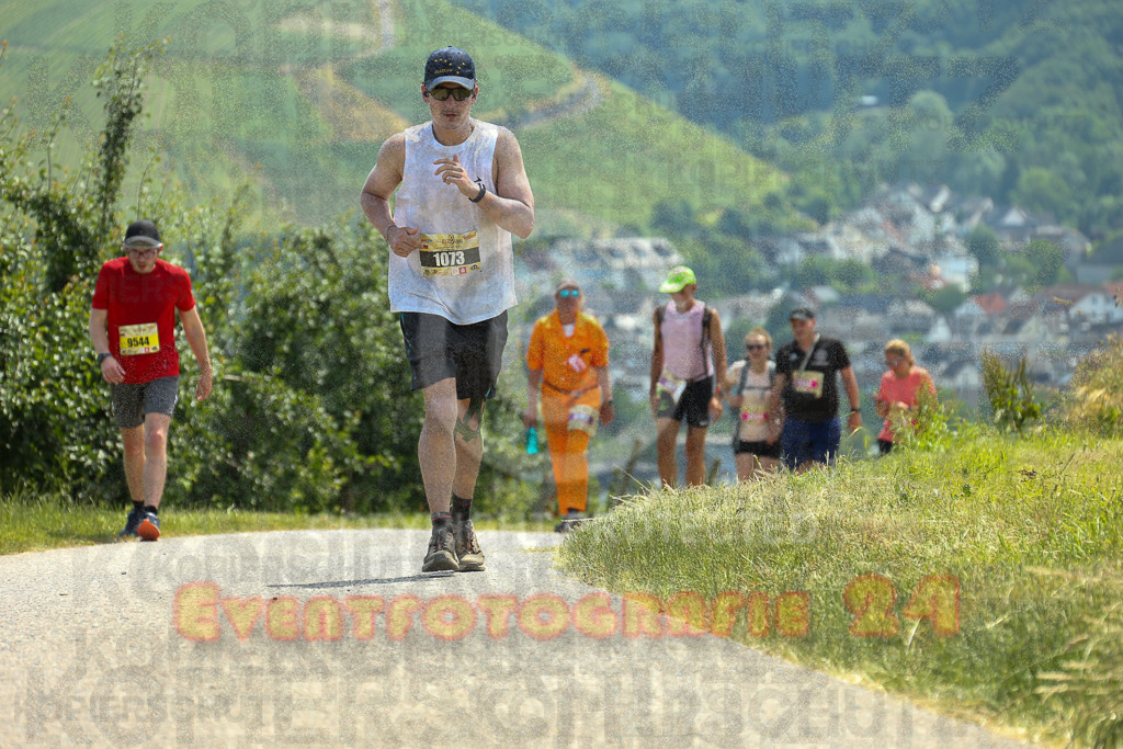 250614_1355_EX1_9712 | Sportfotografie im Rhein-Sieg Kreis, Köln, Bonn, NRW, Rheinland Pfalz, Hessen, etc. Unser Tätigkeitsfeld umfasst den Laufsport vom Volkslauf über den Marathon, Duathlon, Triathon bis zum Ultralauf wie Kölnpfad Ultra oder Schindertrail.