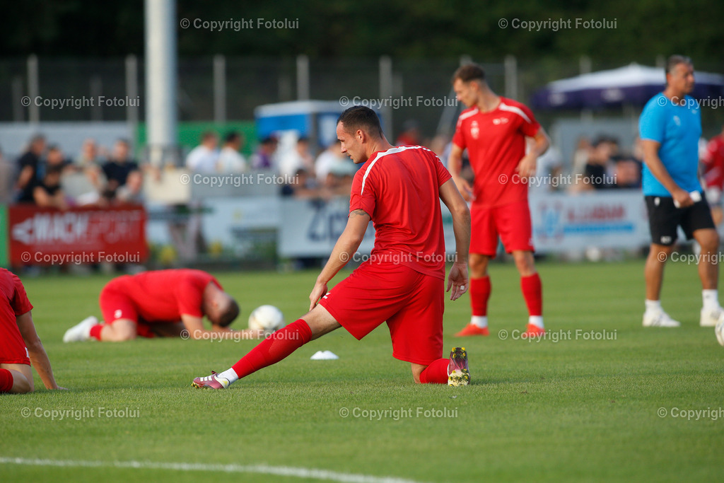 A_LUI_280824_44 | SPORT FUSSBALL UNIQA OEFB CUP 2024 2.RUNDE ASKOE OEDT-WIENER AUSTRIA 28.08.2024 IM BILD: AUFWAERMEN (OEDT)  FOTO:FOTOLUI