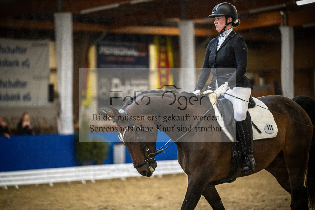 DOS_0188 | Entdecke hochwertige Reitturnierfotos von Foto Oger. Professionell, emotional und authentisch – jetzt Lieblingsmomente im Shop bestellen.Deutschlandweite Turnierfotografie. - Realisiert mit Pictrs.com