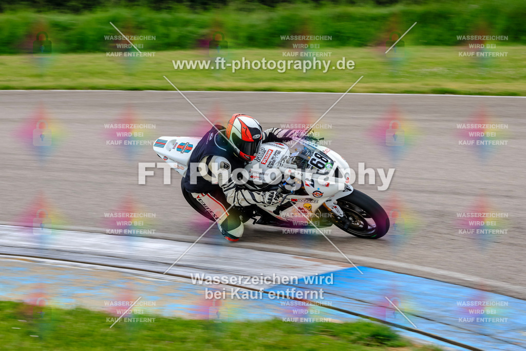 MotoTeam-9471 | Hier findet Ihr Bilder von Touristenfahrten auf der Nürburgring Nordschleife oder von anderen Veranstaltungen die ich besucht habe. Viel Spass beim Durch Schauen 