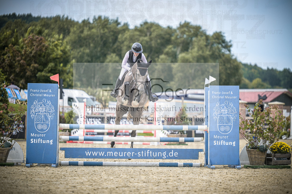 DOS_4875 | Entdecke hochwertige Reitturnierfotos von Foto Oger. Professionell, emotional und authentisch – jetzt Lieblingsmomente im Shop bestellen.Deutschlandweite Turnierfotografie. - Realisiert mit Pictrs.com