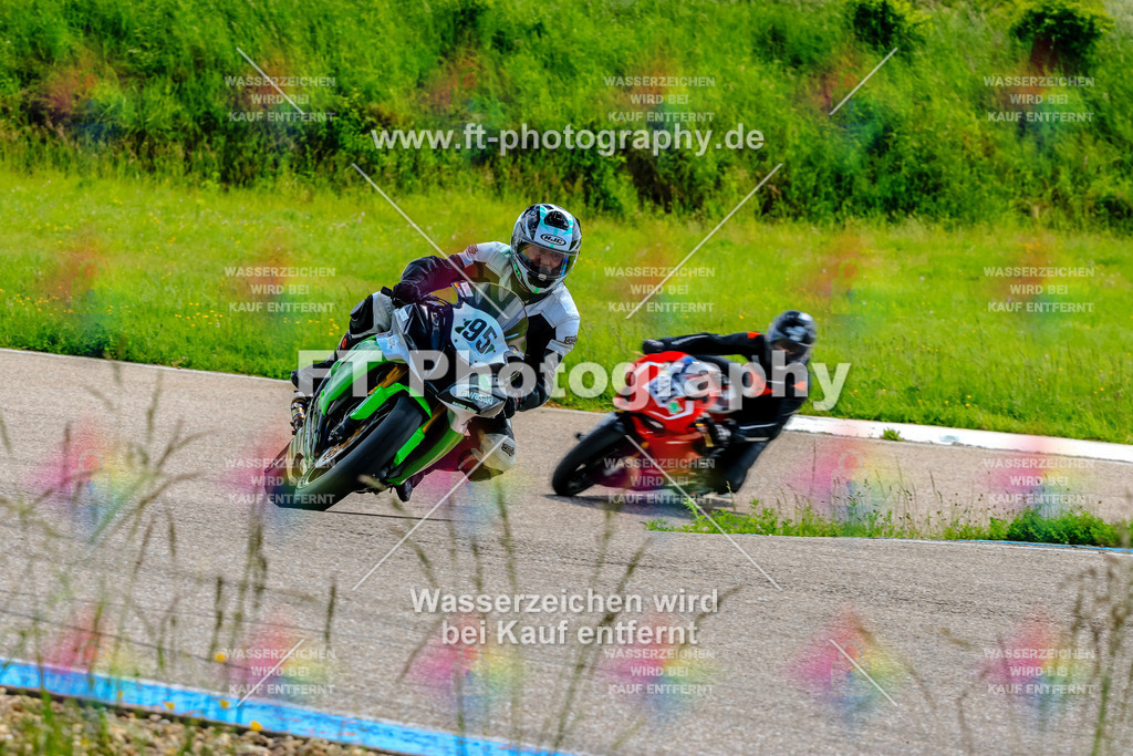 MotoTeam-0395 | Hier findet Ihr Bilder von Touristenfahrten auf der Nürburgring Nordschleife oder von anderen Veranstaltungen die ich besucht habe. Viel Spass beim Durch Schauen 