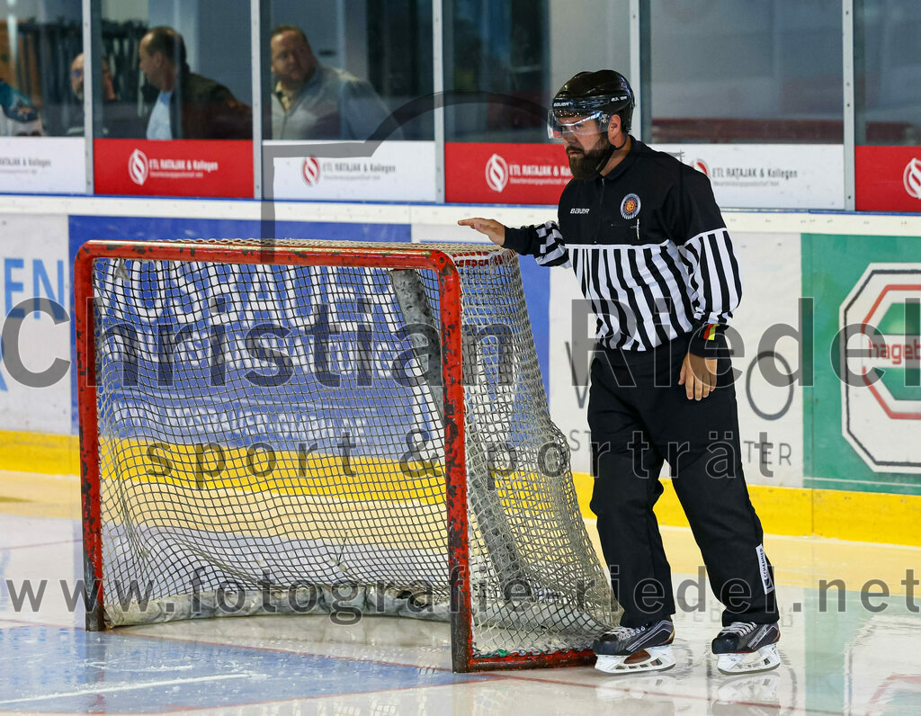 2023-09-10_001_TSV_Erding_gegen_EHC_Klostersee | Erding, Deutschland, 10.09.2023:
Eishockey, Bayernliga 2023 / 2024, Testspiel, TSV Erding gegen EHC Klostersee, Endergebnis: 10:1

Foto: Christian Riedel / fotografie-riedel.net