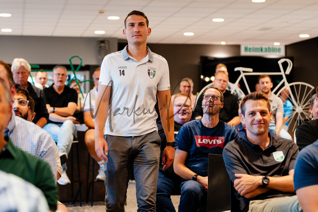 20260702-kreisfußballkonferenz-0121 | Das ist die Fotodatenbank für authentische Sportfotografie aus Münster: Markus Paletta fotografiert Teams, Sportler:innen, Kinder, Events & Unternehmen. - Realisiert mit Pictrs.com