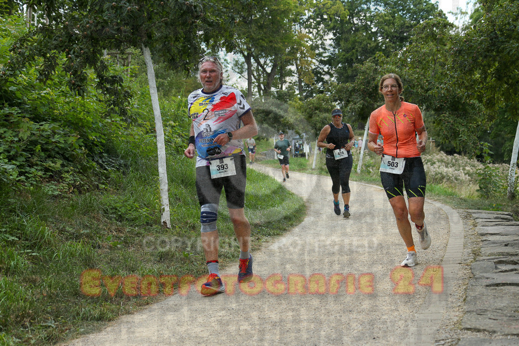 250824_1406_EX1_4995 | Sportfotografie im Rhein-Sieg Kreis, Köln, Bonn, NRW, Rheinland Pfalz, Hessen, etc. Unser Tätigkeitsfeld umfasst den Laufsport vom Volkslauf über den Marathon, Duathlon, Triathon bis zum Ultralauf wie Kölnpfad Ultra oder Schindertrail.