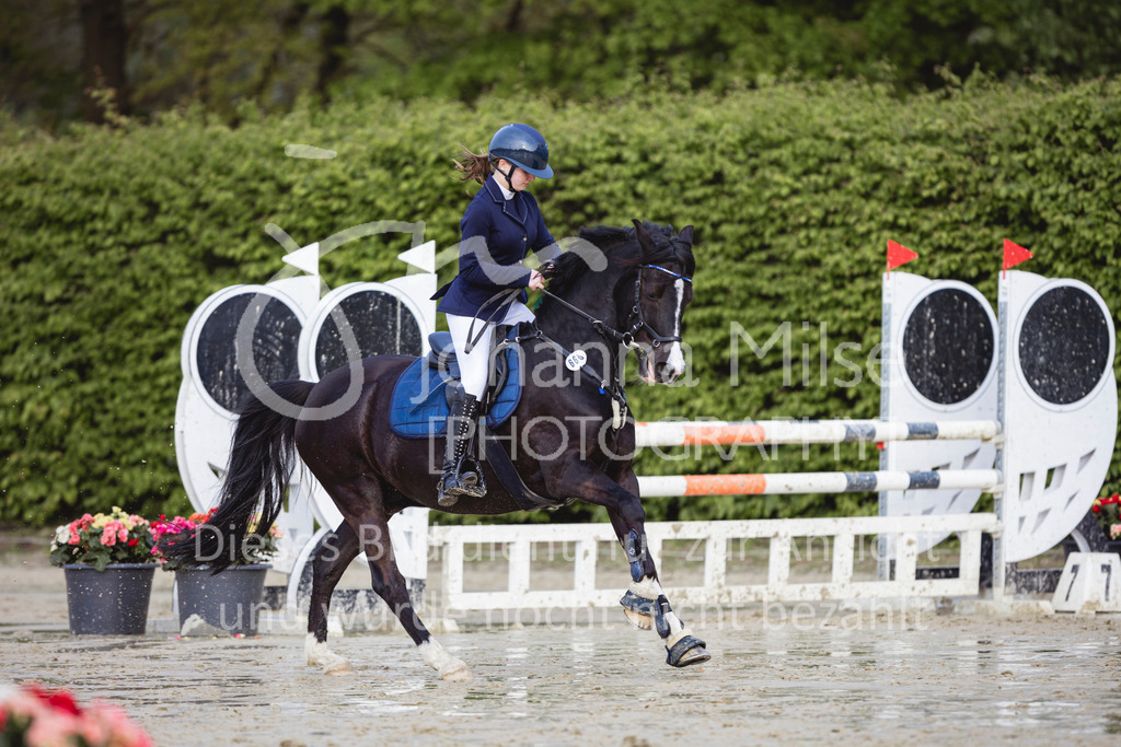 240426_Olfen-Vinnum_PonyTrophy-421 | Deine schönsten Turniermomente als professionelle Fotos! Entdecke hochwertige Pferdesport-Fotografie im Online-Shop. Jetzt Fotos finden & bestellen!