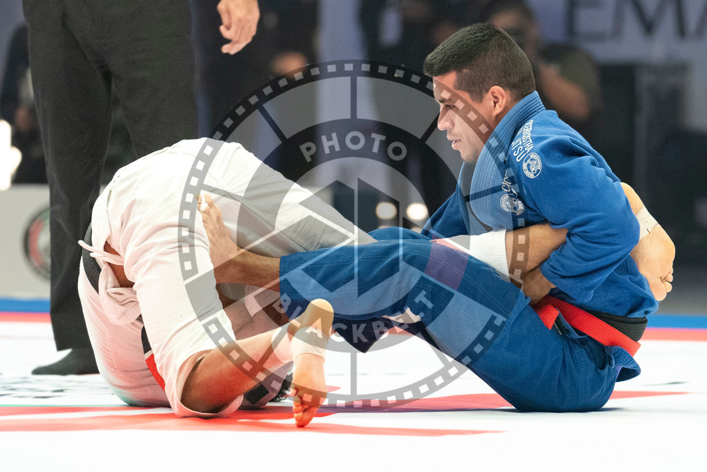 20231107PBB3796 | Fighters compete during the AJP World Master Championship in the Mubadala Arena in Abu Dhabi, Arab United Emirates, on November 7, 2023.