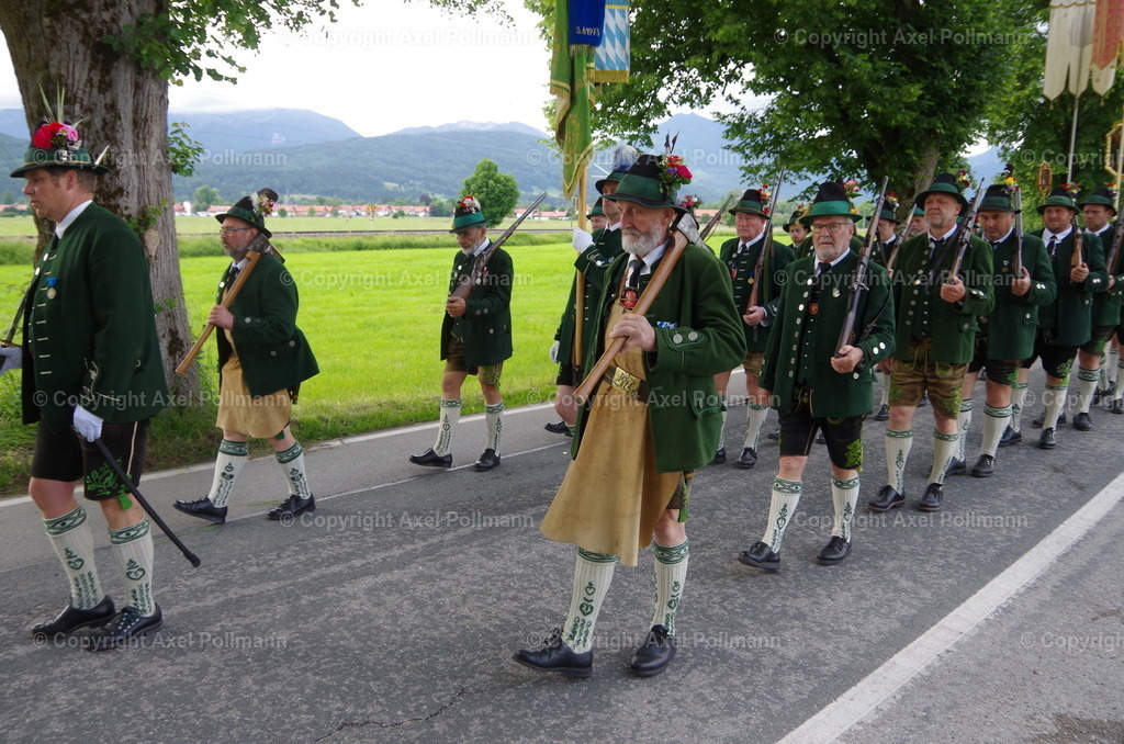 IMGP6141 | fotografiert von Axel PollmannLeonhardi Wallfahrt Benediktbeuern und Murnau, Fronleichnam, Fasching, Landschaft im Loisachtal und Benediktbeuern  - Realisiert mit Pictrs.com