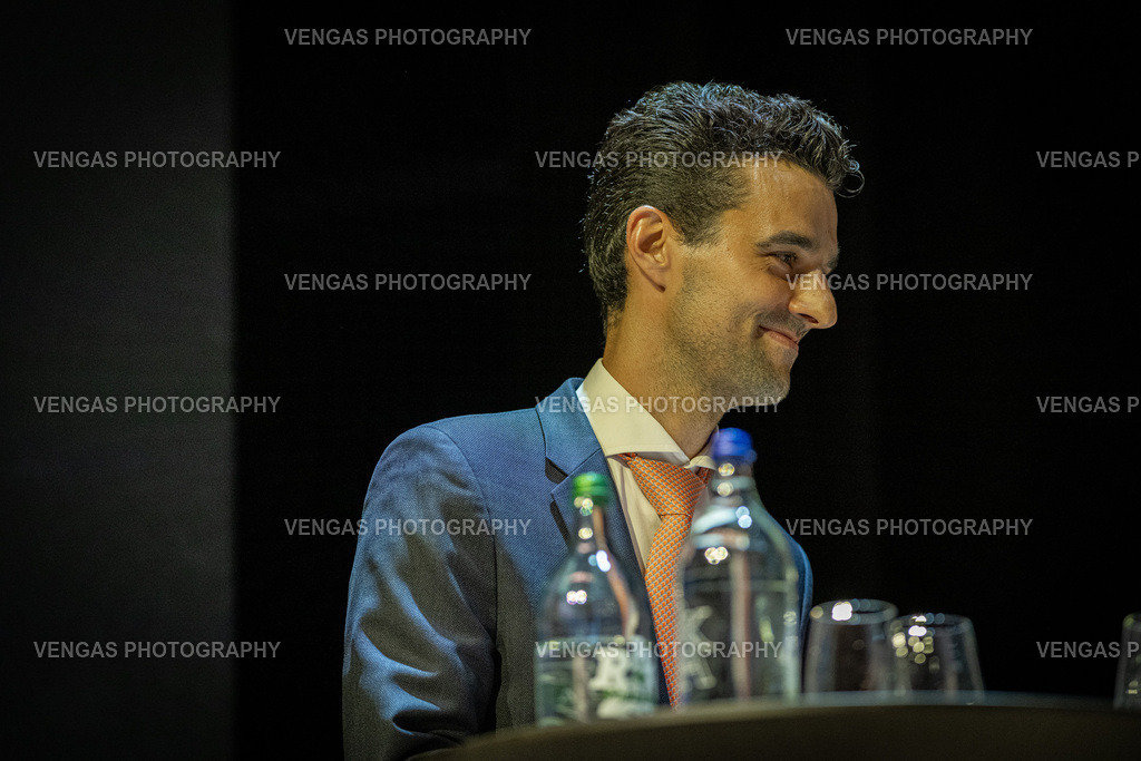 VENGAS_COM-0360 | vengas