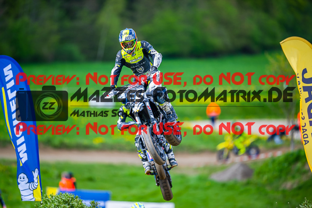 MaZZes_FotoMatrix_230506_0989 | S1