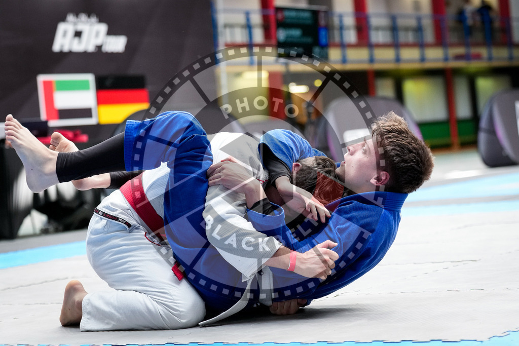20250920PBB3052 | Athletes compete during the AJP Tour Hamburg International Jiu-Jitsu Championship, on September 20, 2025 in Hamburg, Germany. © Chiara Dazi / photoblackbelt