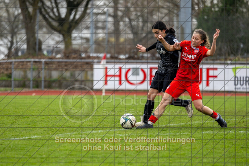20250329_153238_0581 | #,1.FC Donzdorf (schwarz) vs. 1.FC Heidenheim (rot), Fussball, EnBW-Oberliga B -Juniorinnen, 18. Spieltag, Saison 2024/2025, Rasenplatz, Lautertal Stadion, Süßener Straße 16, 73072 Donzdorf, 29.03.2025 - 14:00 Uhr,Foto: PhotoPeet-Sportfotografie/Peter Harich