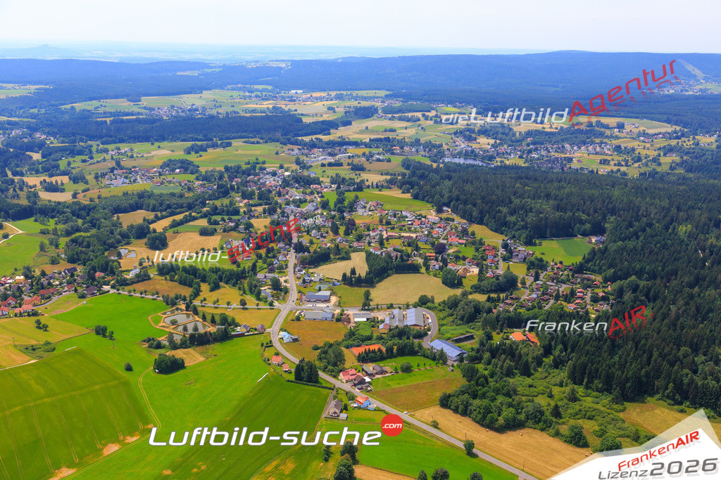 Die Luftaufnahme Wurmloh - Nagel wurde vom UL-Flugzeug (keine Drohne) aus fotografiert.Hohe Druck- Auflösung-die Geschenkidee!