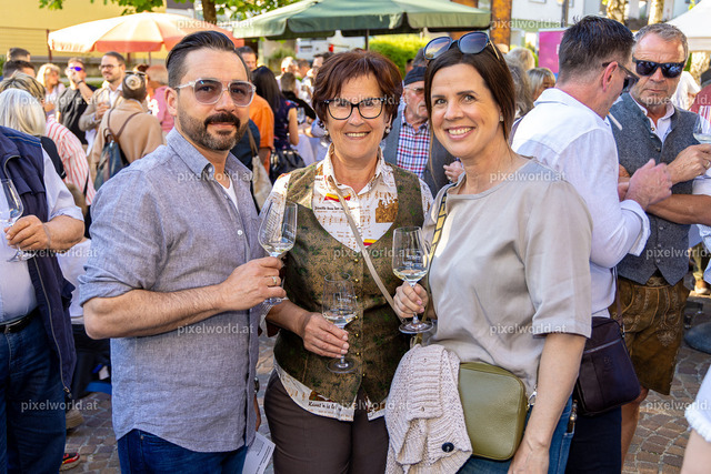 Weinpräsentation des neuen Jahrgangs | Bildershop von pixelworld.at - Realisiert mit Pictrs.com