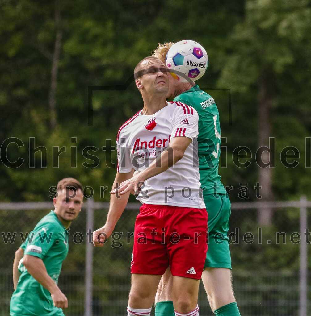 2023-08-26_079_TSV_Ebersberg_gegen_TSV_Oberpframmern | Ebersberg, Deutschland, 26.08.2023:
Fußball, Kreisliga 2023 / 2024, 2. Spieltag, TSV 1877 Ebersberg gegen TSV Oberpframmern, Endergebnis: 5:1

Florian Lechner (TSV Oberpframmern, #6)

Foto: Christian Riedel / fotografie-riedel.net