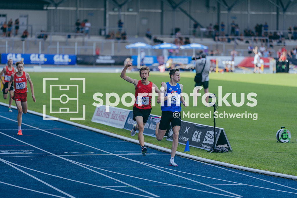 DM U23 U18 Bochum 2026 | 1500-Meter-Lauf mU18, Finale,  Julius Feuerfeil (Sportvg Feuerbach), Startnummer 1685, Dominik Wiedenmann (VfL Sindelfingen), Startnummer 1740, Deutsche Meisterschaften der U18 &amp; U23 2026, Lohrheidestadion Bochum-Wattenscheid, 04.07.2026 Foto: Marcel Schwering / sportimfokus - Realisiert mit Pictrs.com