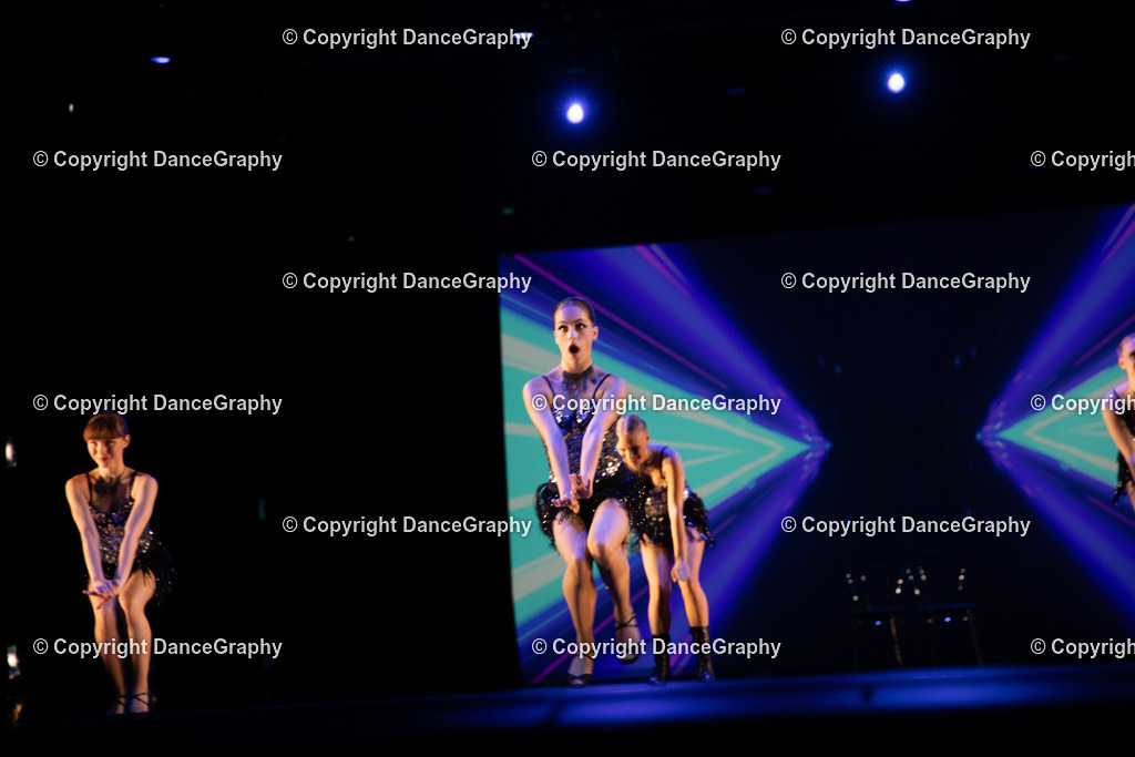 GPHY4202 | DanceGraphy - Realisiert mit Pictrs.com