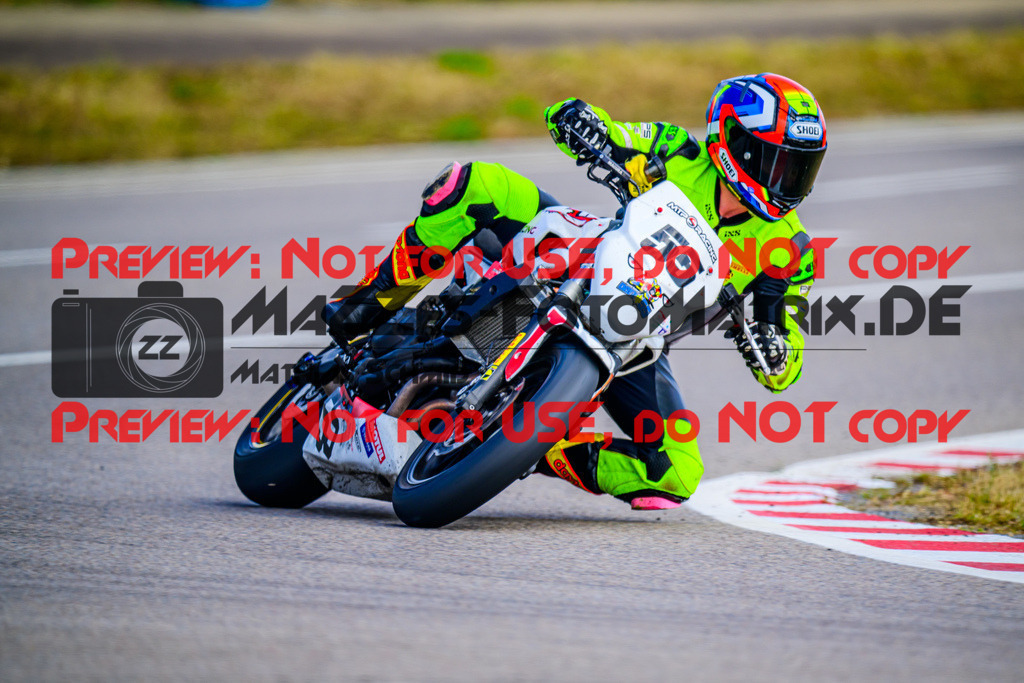 MaZZes_FotoMatrix_240915_6007705_3953 | TWINCUP