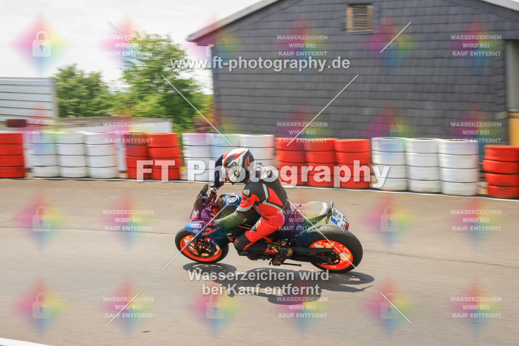 _DSK2790 | Hier findet Ihr Bilder von Touristenfahrten auf der Nürburgring Nordschleife oder von anderen Veranstaltungen die ich besucht habe. Viel Spass beim Durch Schauen 