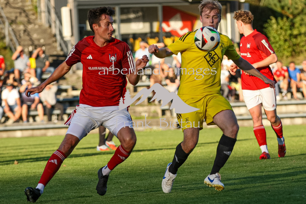 993T2320 | Medien- Sport- Entertainmentfotos