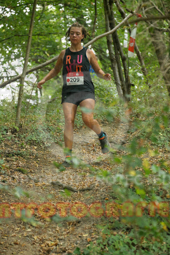 220827_1139_EX1_9279 | Sportfotografie im Rhein-Sieg Kreis, Köln, Bonn, NRW, Rheinland Pfalz, Hessen, etc. Unser Tätigkeitsfeld umfasst den Laufsport vom Volkslauf über den Marathon, Duathlon, Triathon bis zum Ultralauf wie Kölnpfad Ultra oder Schindertrail.