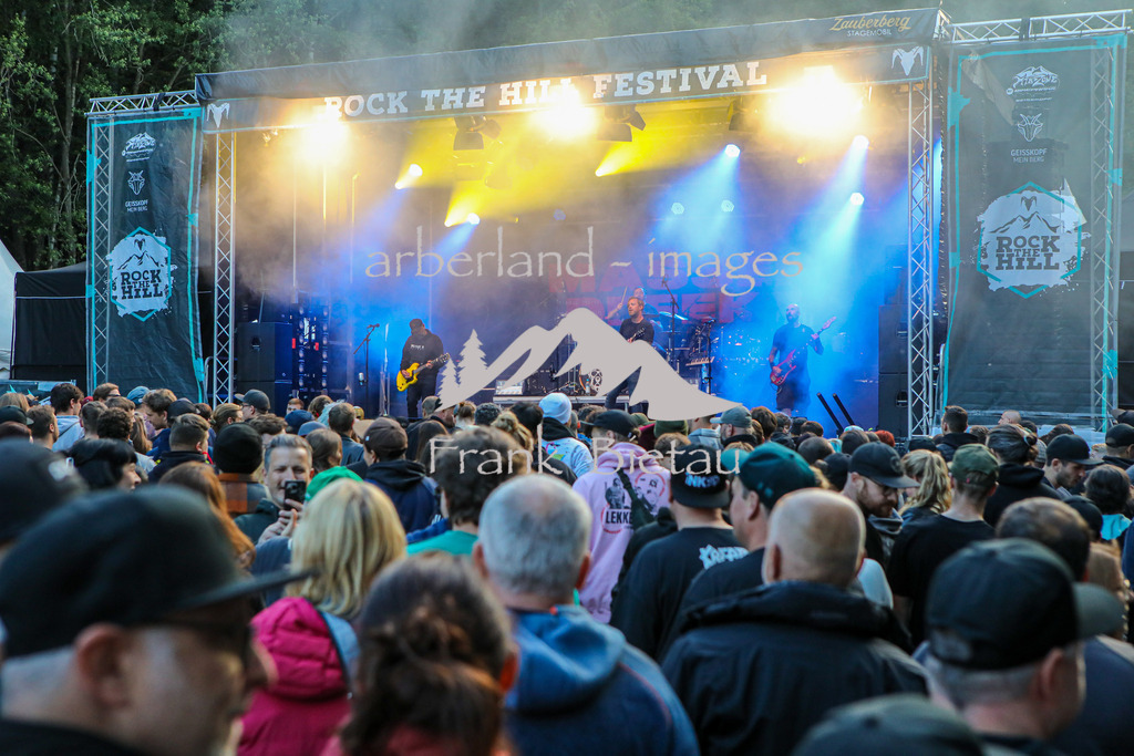 OE7A9374 | Das Bike- und Rockfestival am Geisskopf bei Bischofsmais,Im Bild : Band, Massendefekt aus Düsseldorf