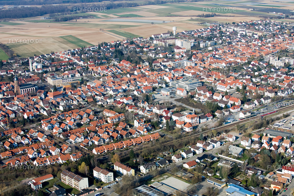 Zentrum | Luftbild: Zentrum in Kandel im Bundesland Rheinland-Pfalz in Deutschland. Foto: IMG_17389.jpg vom 21.03.2009 durch Werner Riehm/FLY-FOTO.de - Realisiert mit Pictrs.com