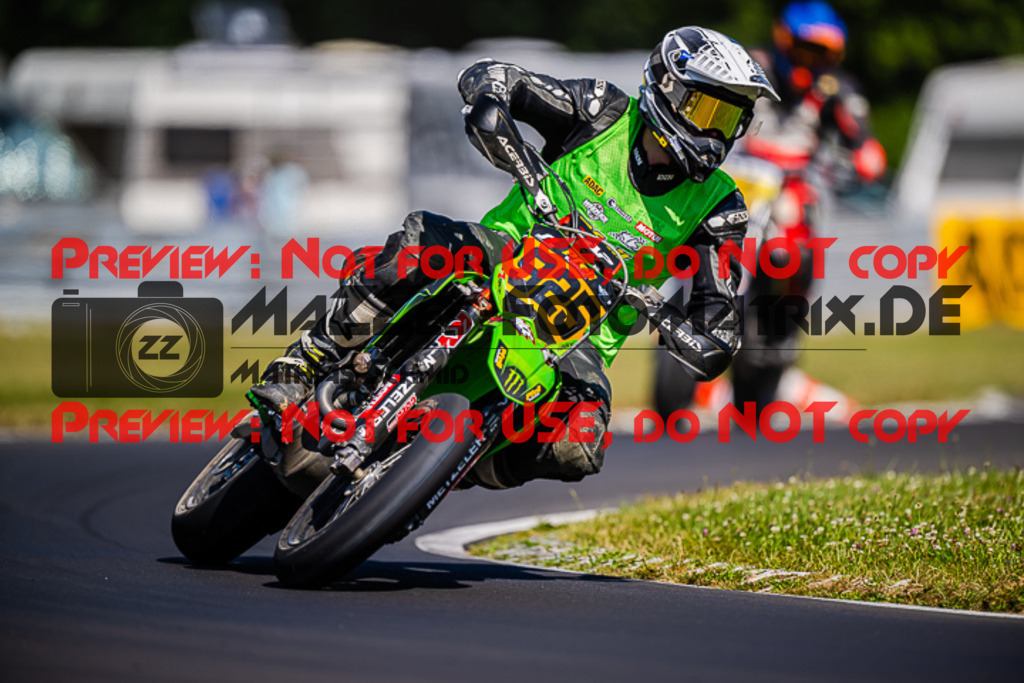 MaZZes_FotoMatrix_220702_1400 | S1