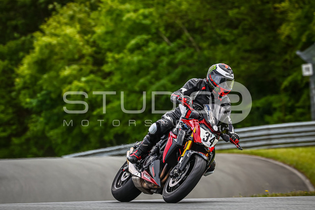 0034-260605BB-040_34 | Deine Full-Service-Agentur für ✔️Videoproduktionen und ✔️Motorsportfotografie Jetzt Angebot anfragen!