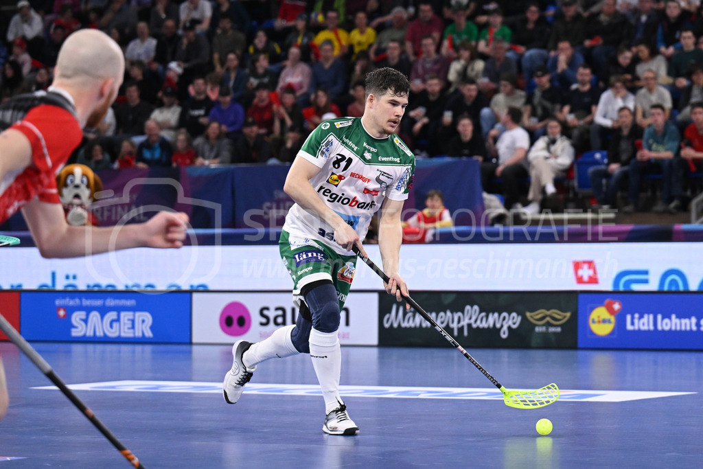 SV Wiler-Ersigen vs Floorball Köniz - 15. April 2023 | SV Wiler-Ersigen vs Floorball Köniz
Stimo Arena, Kloten
Philipp Affolter (#81 SV Wiler-Ersigen).
Bild: Sportfotografie Markus Aeschimann | www.markus-aeschimann.ch - Realisiert mit Pictrs.com