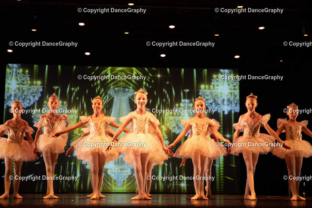 GPHY5374 | DanceGraphy - Realisiert mit Pictrs.com