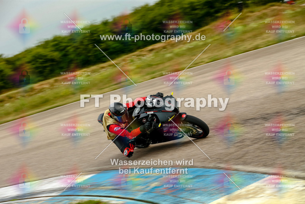 Chambley Juli-1413 | Hier findet Ihr Bilder von Touristenfahrten auf der Nürburgring Nordschleife oder von anderen Veranstaltungen die ich besucht habe. Viel Spass beim Durch Schauen 