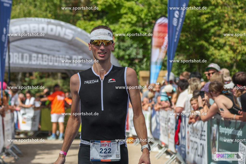 LUR_5909 | Rund um das Thema Sport-Event-Fotografie & individuelle Teilnehmerfotos. Jeder Teilnehmer wird fotografiert.