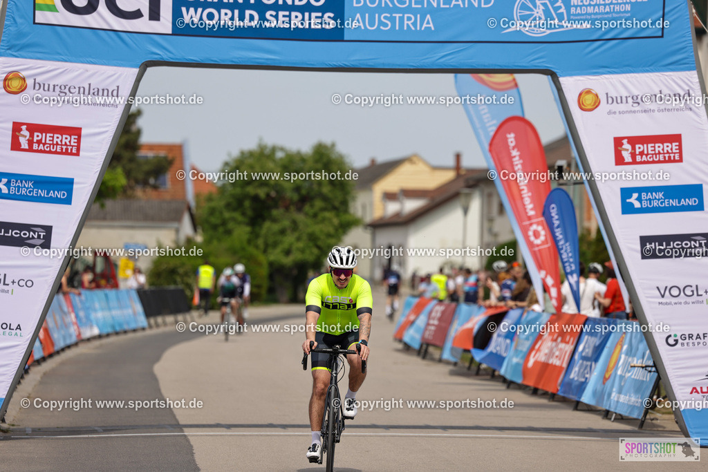 VJ__9340 | Neusiedlersee Radmarathon 2026@sportshot_your_pictrs #yourpictures#roadtowm2029 #nrm #neusiedlerseeradmarathon #neusiedlersee #neusiedlerseetourismus #burgenland #mörbisch #nrm26 #burgenlandtourismus #voglundco #poweredbyburgenlandtourismus #radsport #rad #marathon #ucigranfondo #visitburgenland #ucigranfondoworldseries