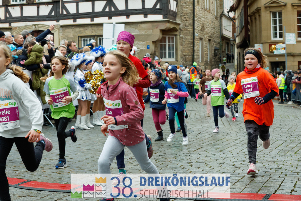 400m AOK Junior Cup | 3 Koenigslauf 2024 400m AOK Junior Cup - Realisiert mit Pictrs.com