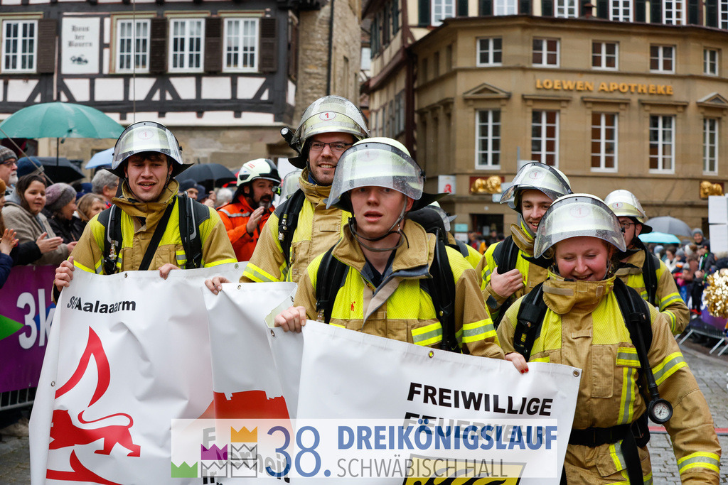 5km Roewisch Wohnbau Cup | 3 Koenigslauf 2024 5km Roewisch Wohnbau Cup - Realisiert mit Pictrs.com