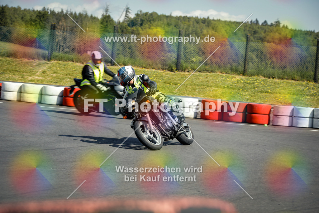 OBK_Mai_Martina_Markus-10503 | Hier findet Ihr Bilder von Touristenfahrten auf der Nürburgring Nordschleife oder von anderen Veranstaltungen die ich besucht habe. Viel Spass beim Durch Schauen 