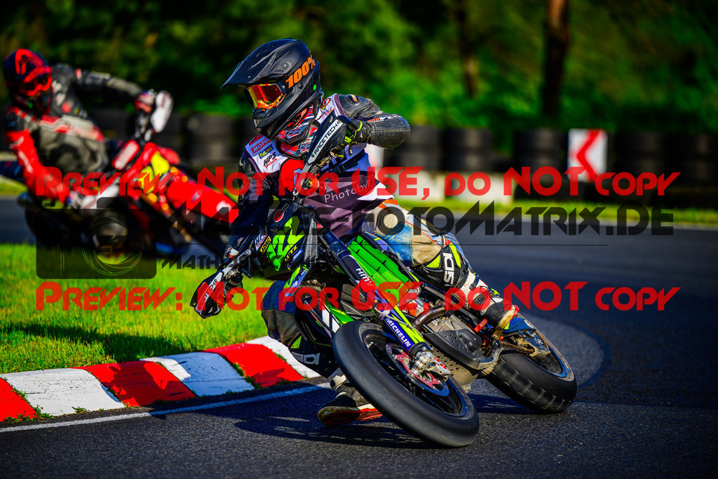 MaZZes_FotoMatrix_240511_6021986_8796 | UE40