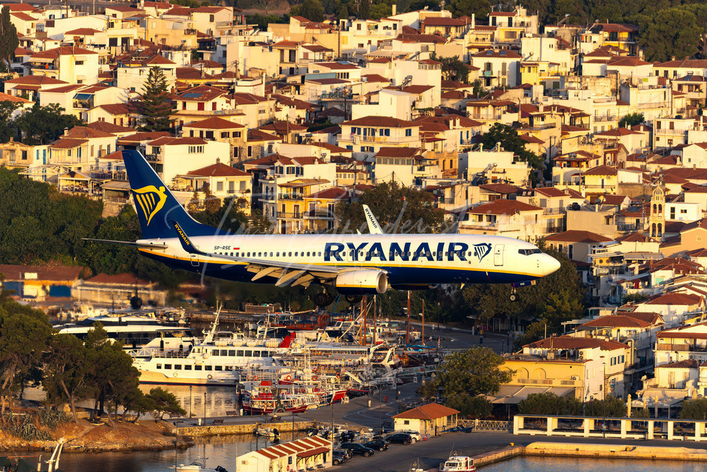 20250723-822A0270 | Buy high-quality aviation and travel photography prints by professional photographer Timo Breidenstein. Authentic images, professionally printed, worldwide shipping. - Realisiert mit Pictrs.com