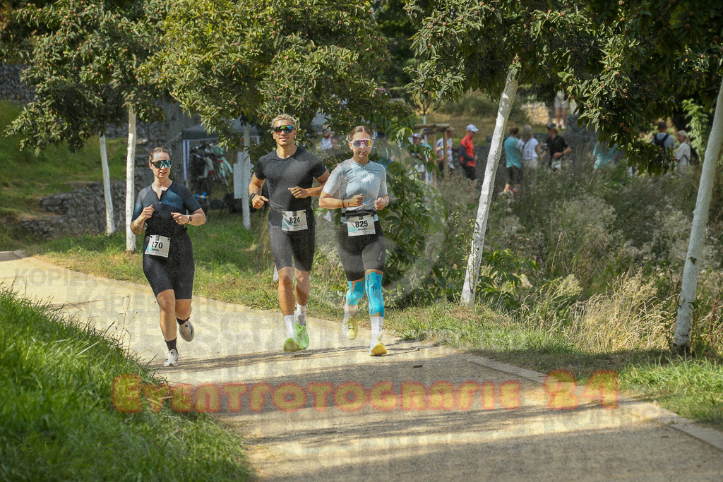 250824_1459_EX1_8257 | Sportfotografie im Rhein-Sieg Kreis, Köln, Bonn, NRW, Rheinland Pfalz, Hessen, etc. Unser Tätigkeitsfeld umfasst den Laufsport vom Volkslauf über den Marathon, Duathlon, Triathon bis zum Ultralauf wie Kölnpfad Ultra oder Schindertrail.