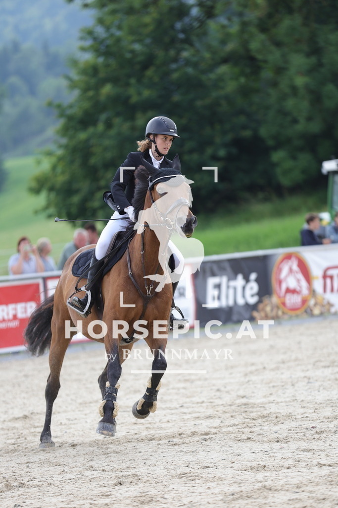 0P6A5331 | Willkommen bei Brunnmayr - Design & Fotografie – Ihrem Spezialisten für Reitturniere und Pferdeveranstaltungen in Oberösterreich, Salzburg und Bayern! Seit über 17 Jahren sind wir leidenschaftlich dabei.