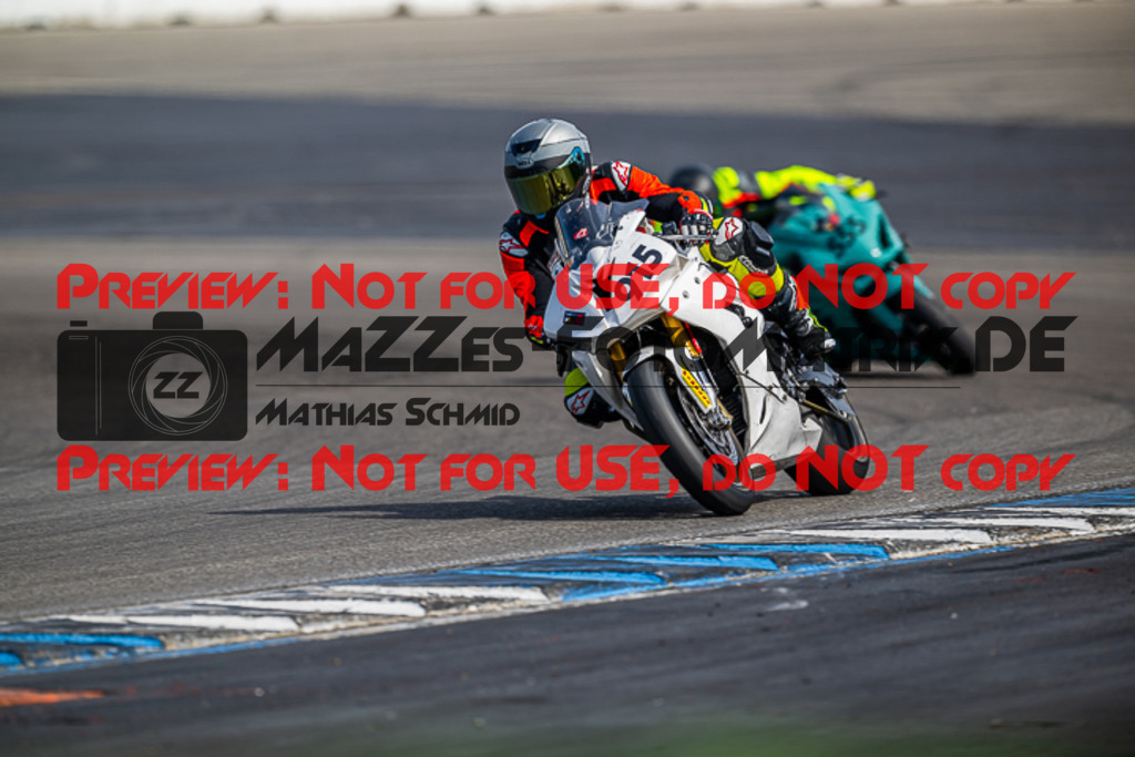 MaZZes_FotoMatrix_230410_8571 | ROT