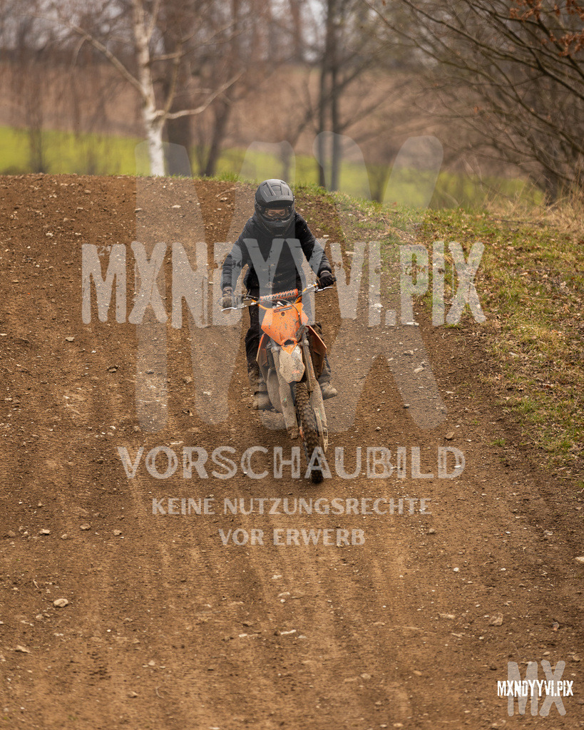 866A1042 | mxndyyvipix