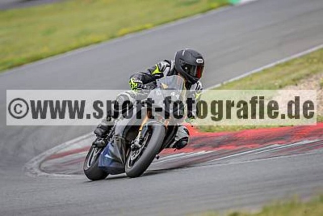 spof2079 | Professionelle Fotos von Sportveranstaltungen, aber auch Hochzeiten und anderen Events. - Realisiert mit Pictrs.com