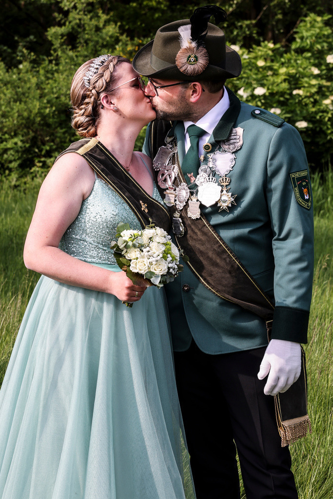 top-top.de 240510-075 | Foto, Video, Fotografie, Videografie, Fotobox, DJ, Discjockey, Musik, Musikbox, Veranstaltung, Photobooth, Amazon, Ebay, Buchtipp, Bestseller, Autor, Verlag, Buch, Wesel, Hamminkeln, NRW, Dinslaken, Rees, Drohne, Hochzeit, Party, Fotobox, Wesel, Fotograf