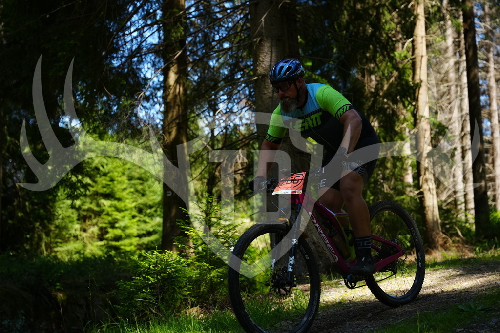 FC101861 | Fotogalerie der Treibjagd im Dunkelwald - Dein MTB Etappenrennen im Erzgebirge - Realisiert mit Pictrs.com