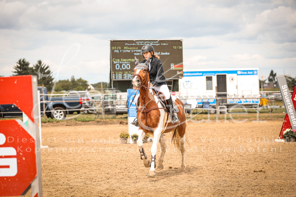 06.SoSpWB00130 | Leoni Ertmer Photography - Realisiert mit Pictrs.com